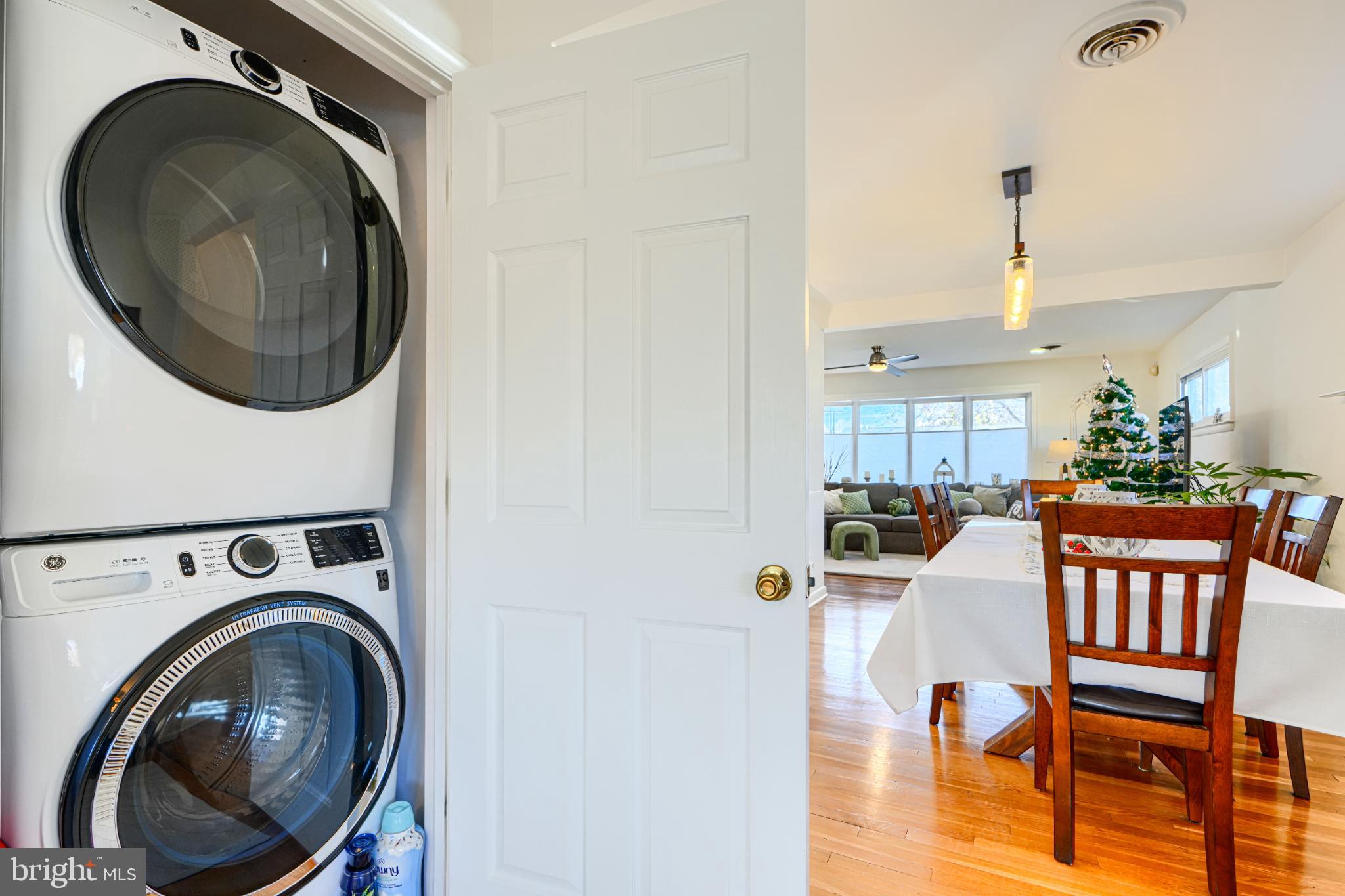 HARWOOD MANOR - Residential