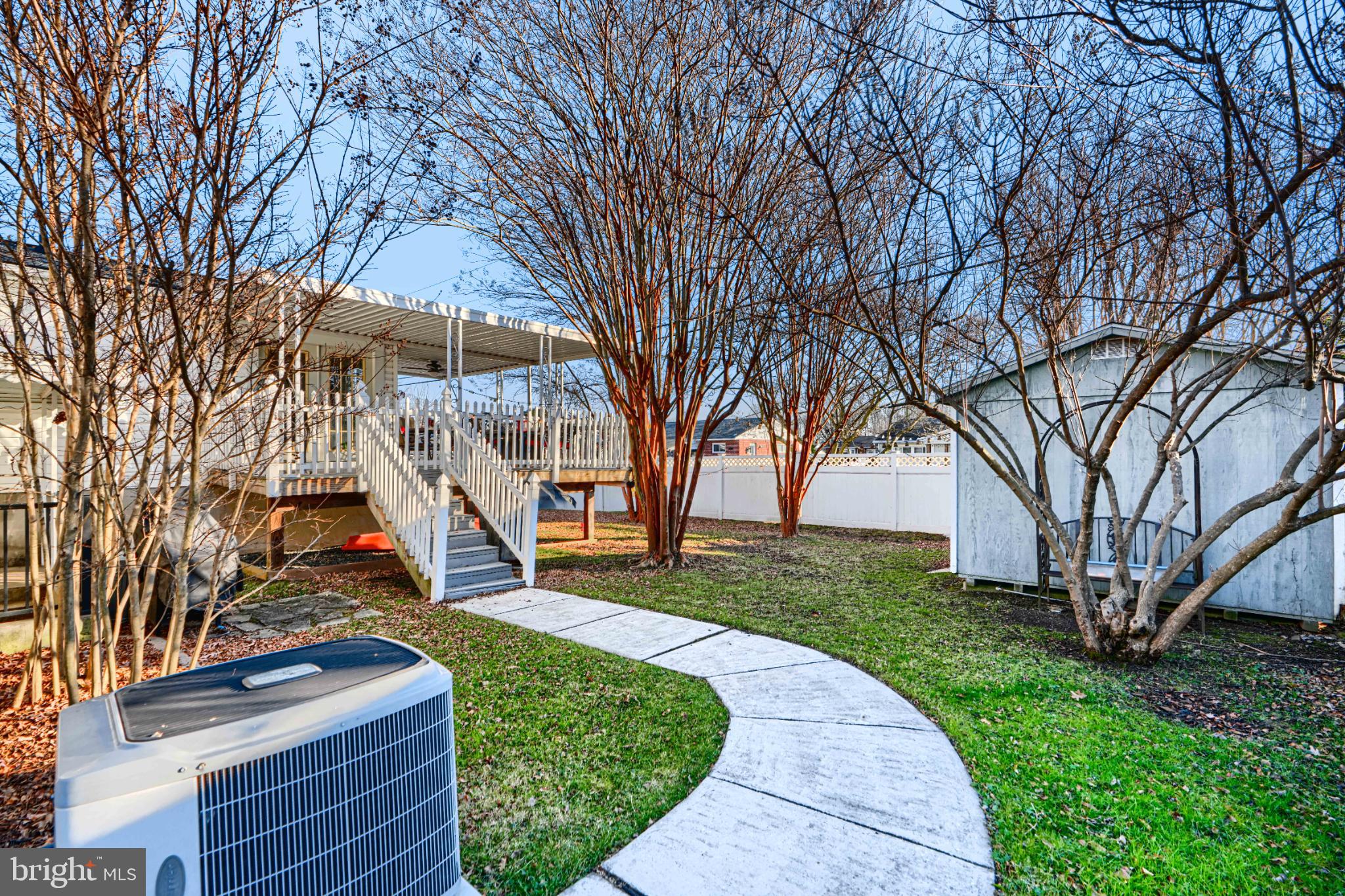 HARWOOD MANOR - Residential