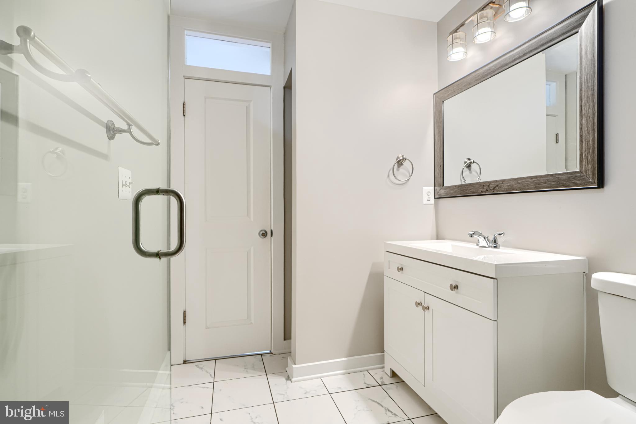 LOCUST POINT - Residential
