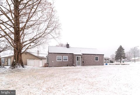 438 ANDOVER ROAD FAIRLESS HILLS PA 19030