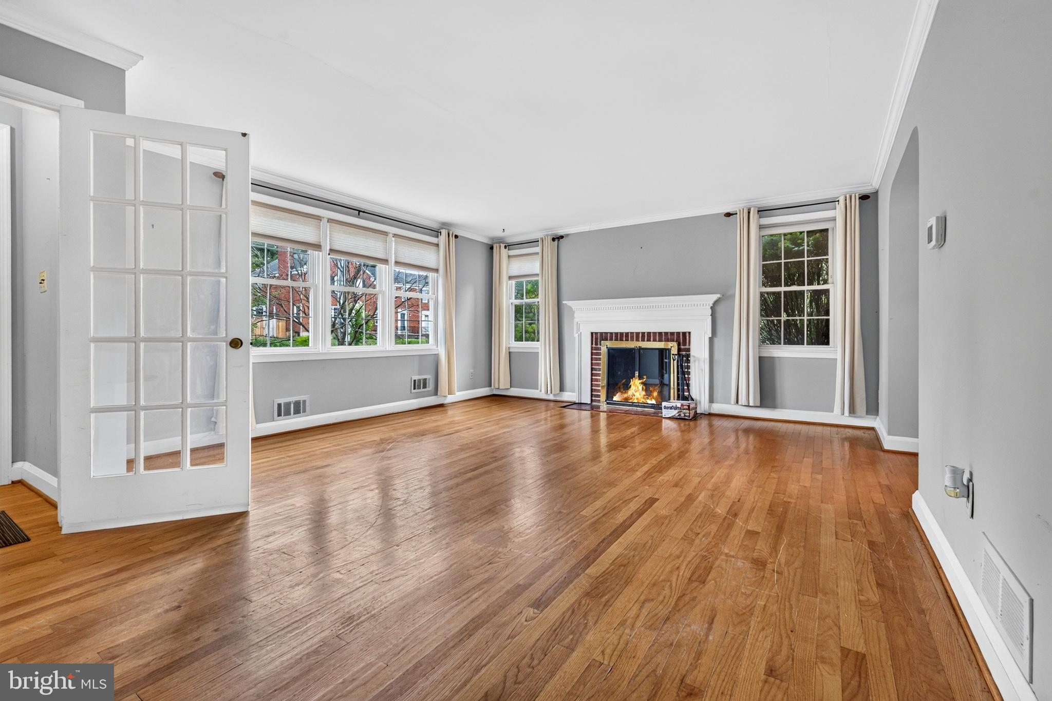 1545 COTTAGE LANE