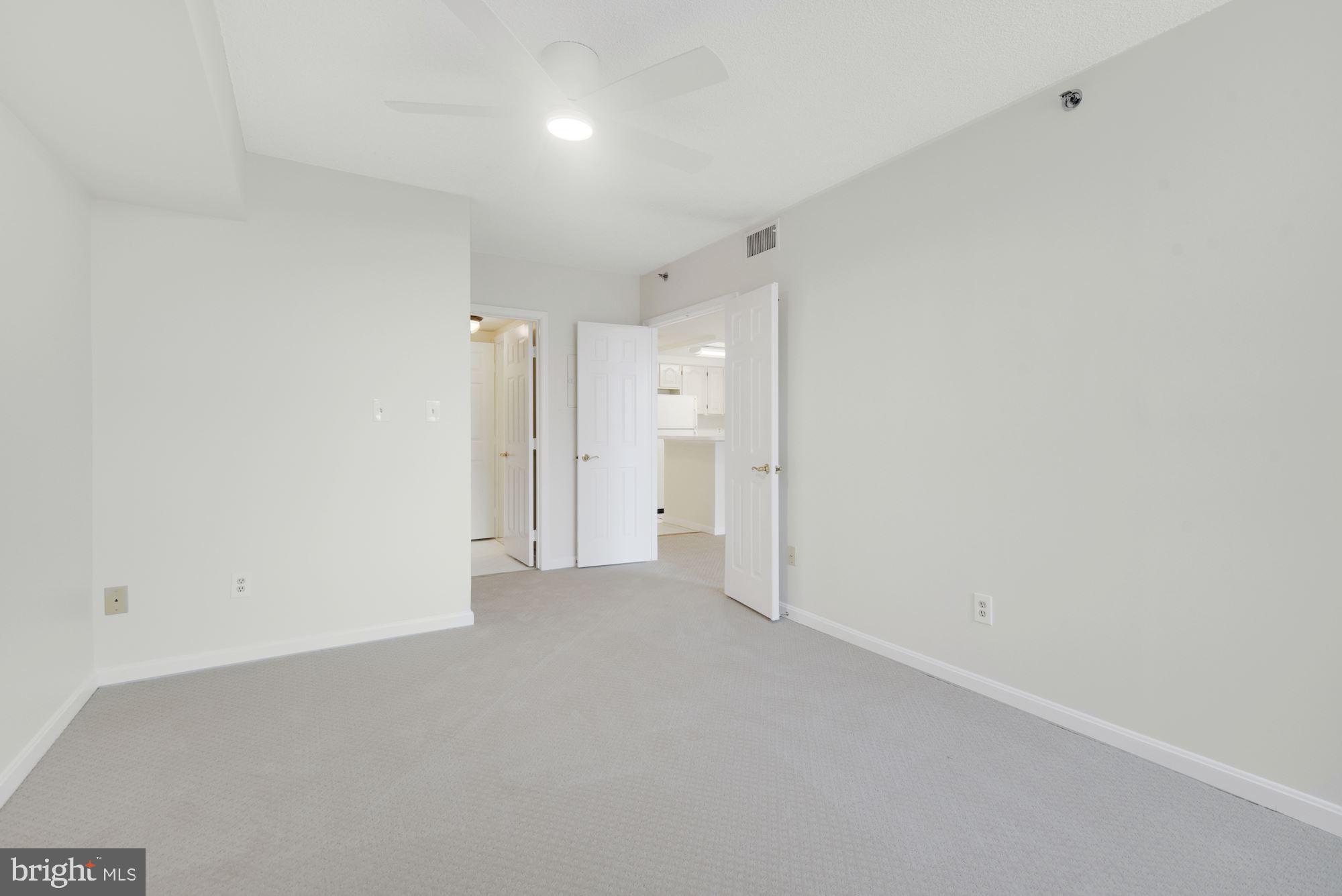 THE CHRISTOPHER - Residential