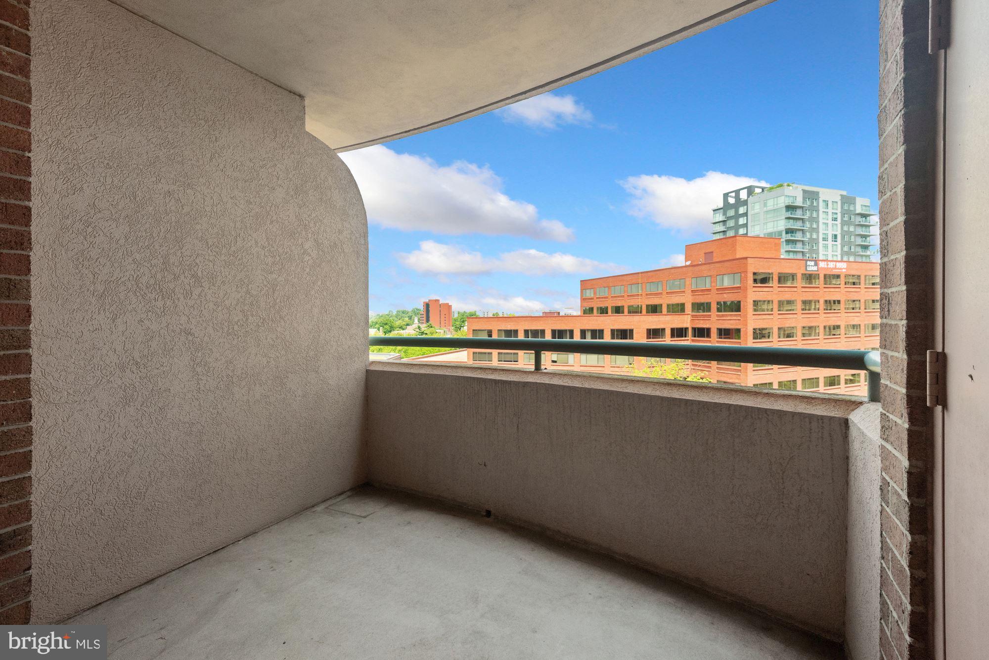 THE CHRISTOPHER - Residential