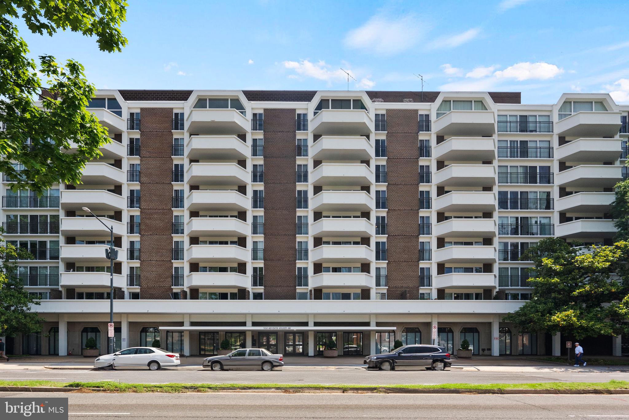 SOUTHWEST WATERFRONT - Residential Lease