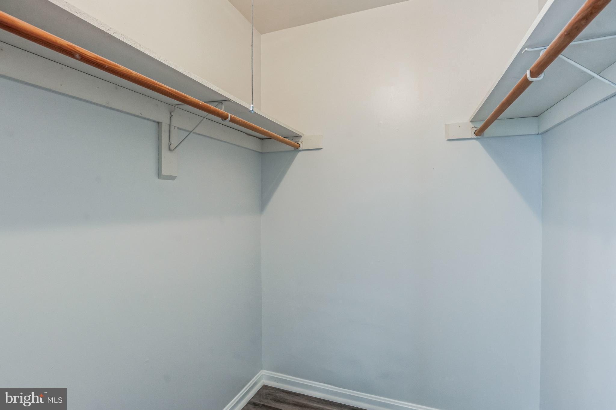 SOMERSET - Residential