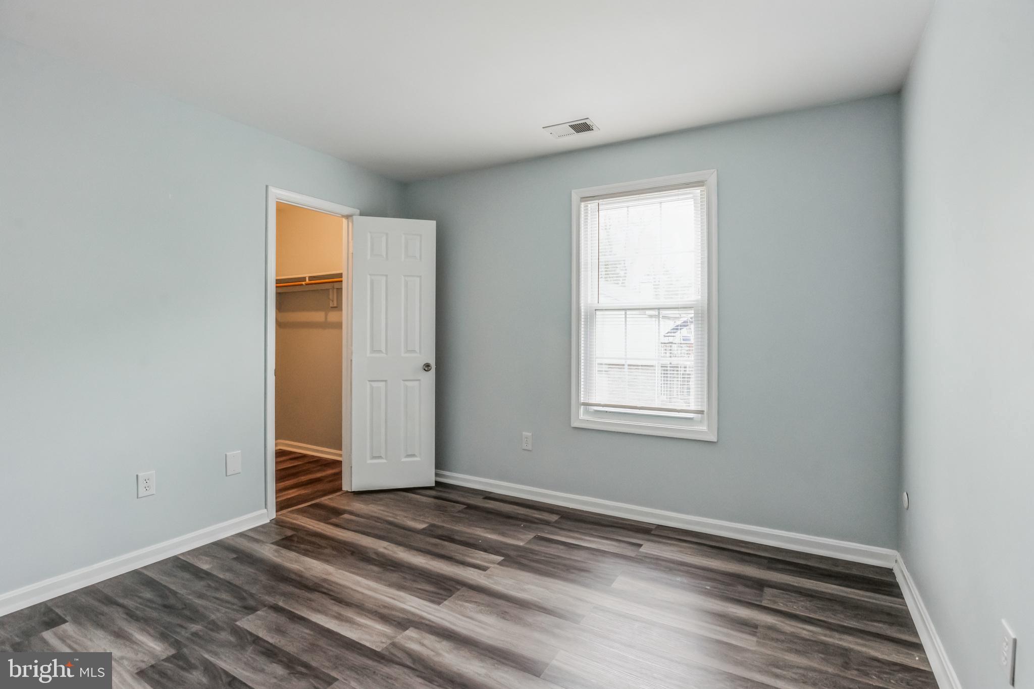 SOMERSET - Residential