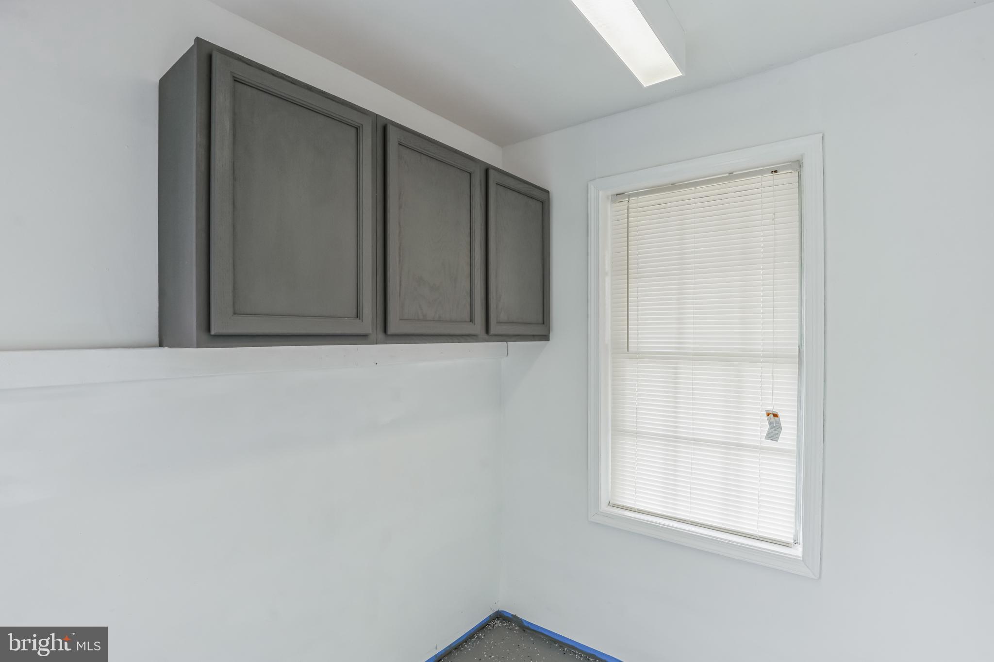 SOMERSET - Residential