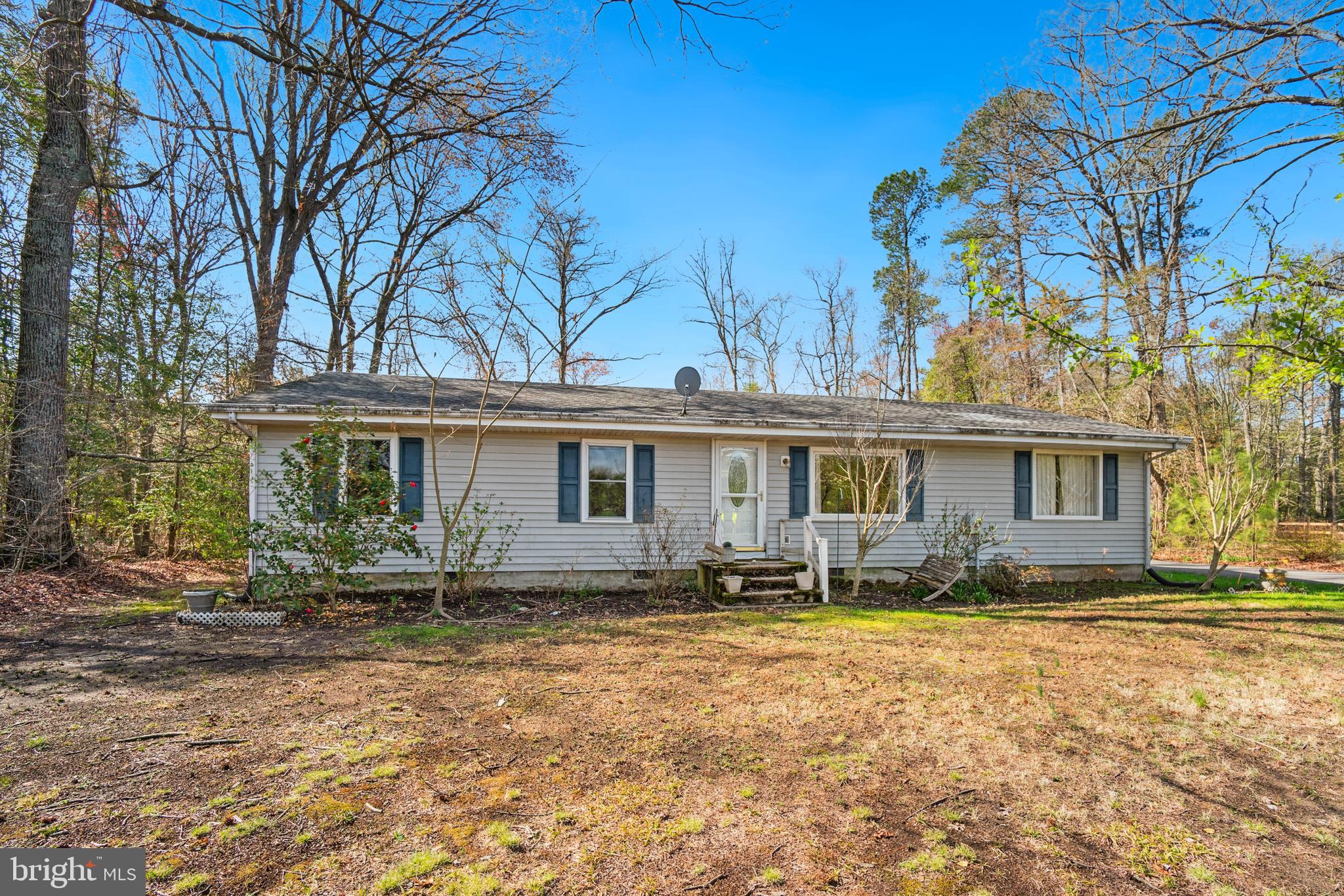 1236 PERRY'S CORNER