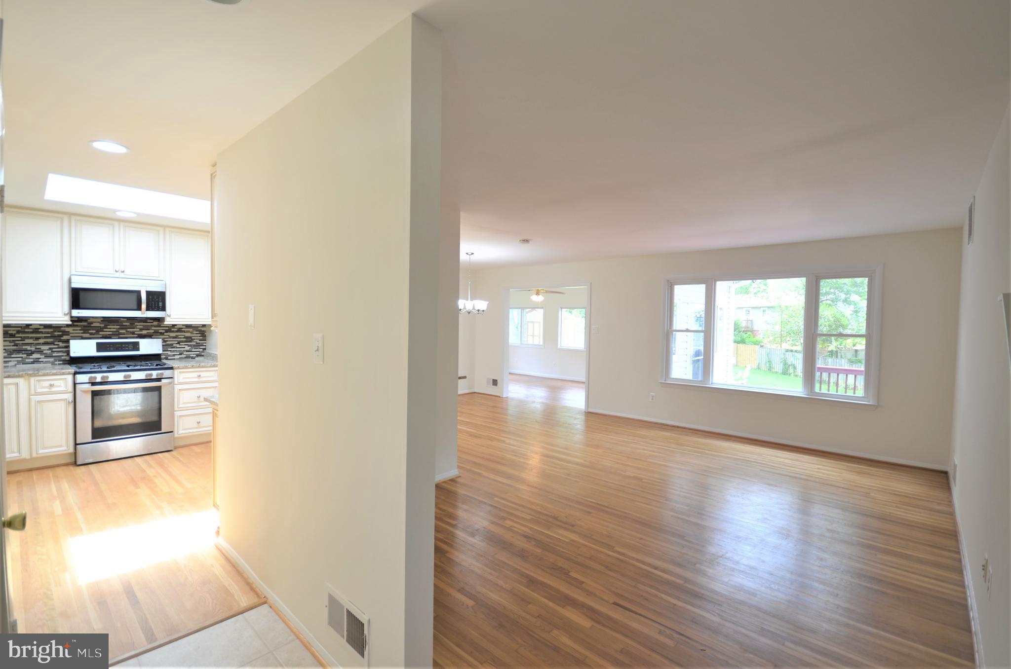 ROLLING VALLEY - Residential Lease