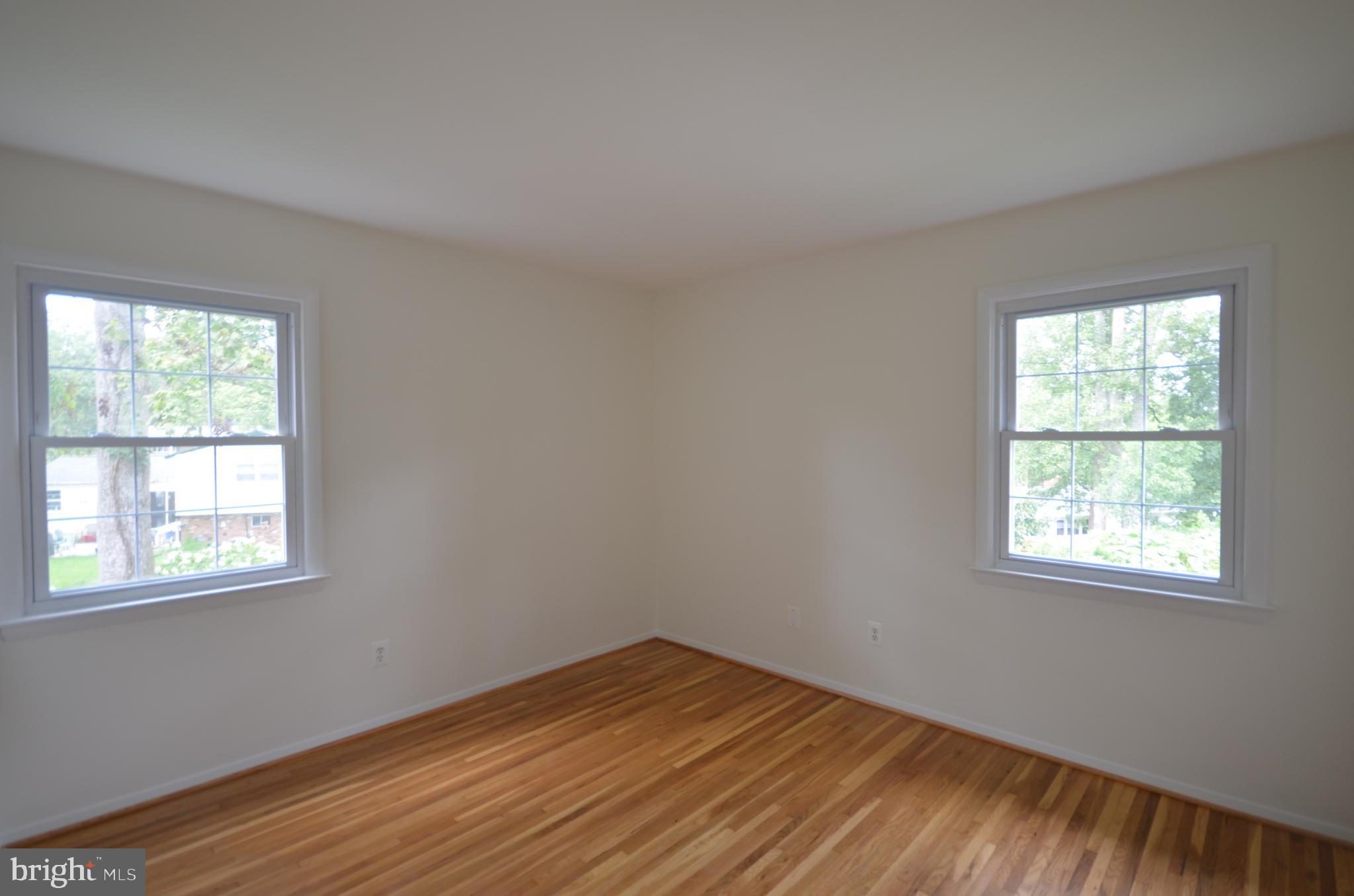 ROLLING VALLEY - Residential Lease