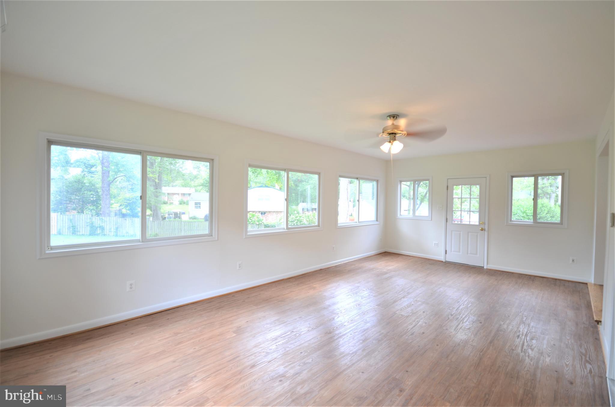 ROLLING VALLEY - Residential Lease