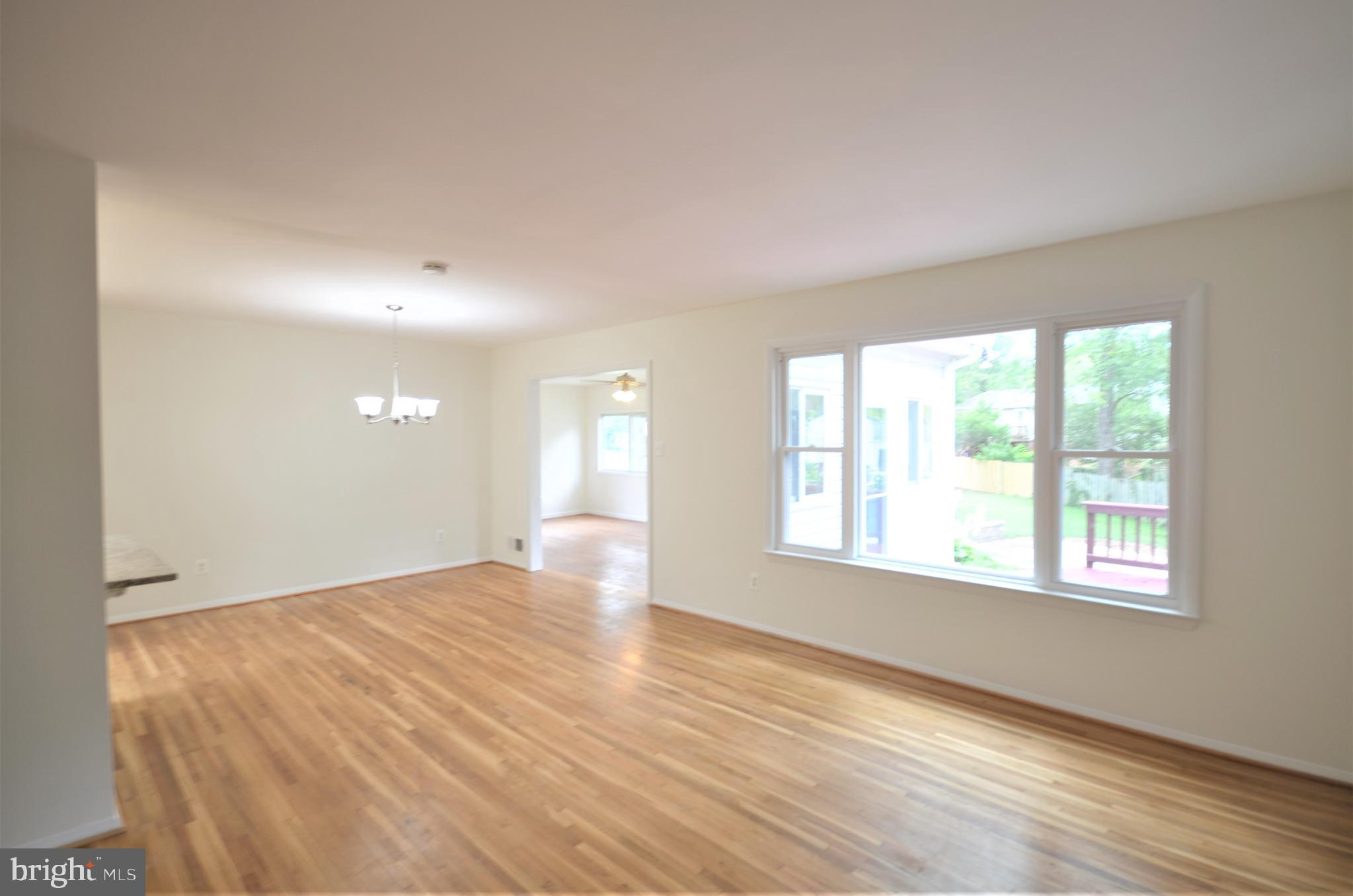 ROLLING VALLEY - Residential Lease