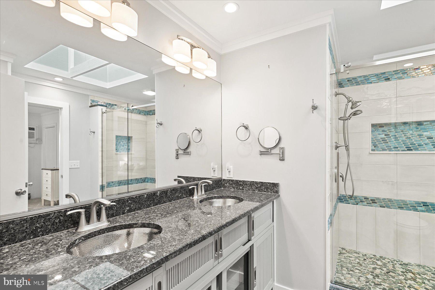 MALLARD LAKES - Residential