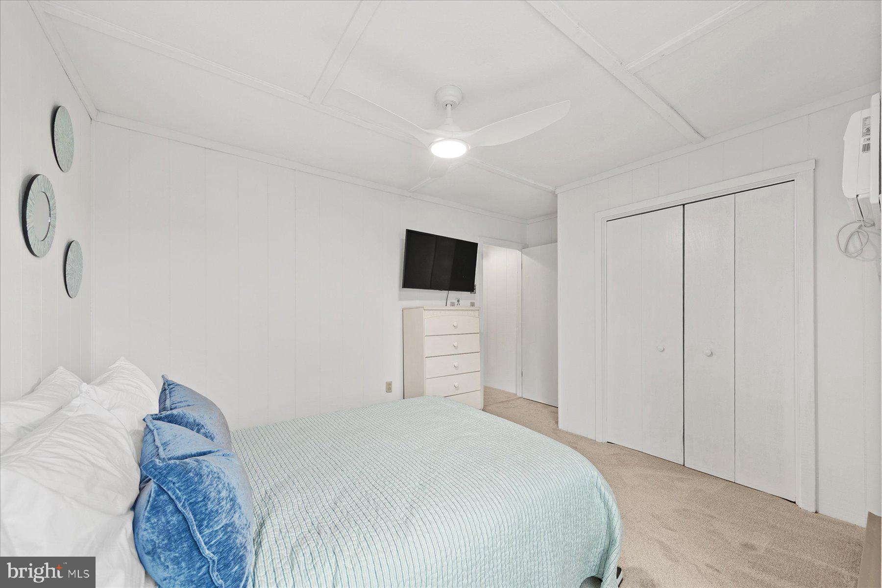 MALLARD LAKES - Residential