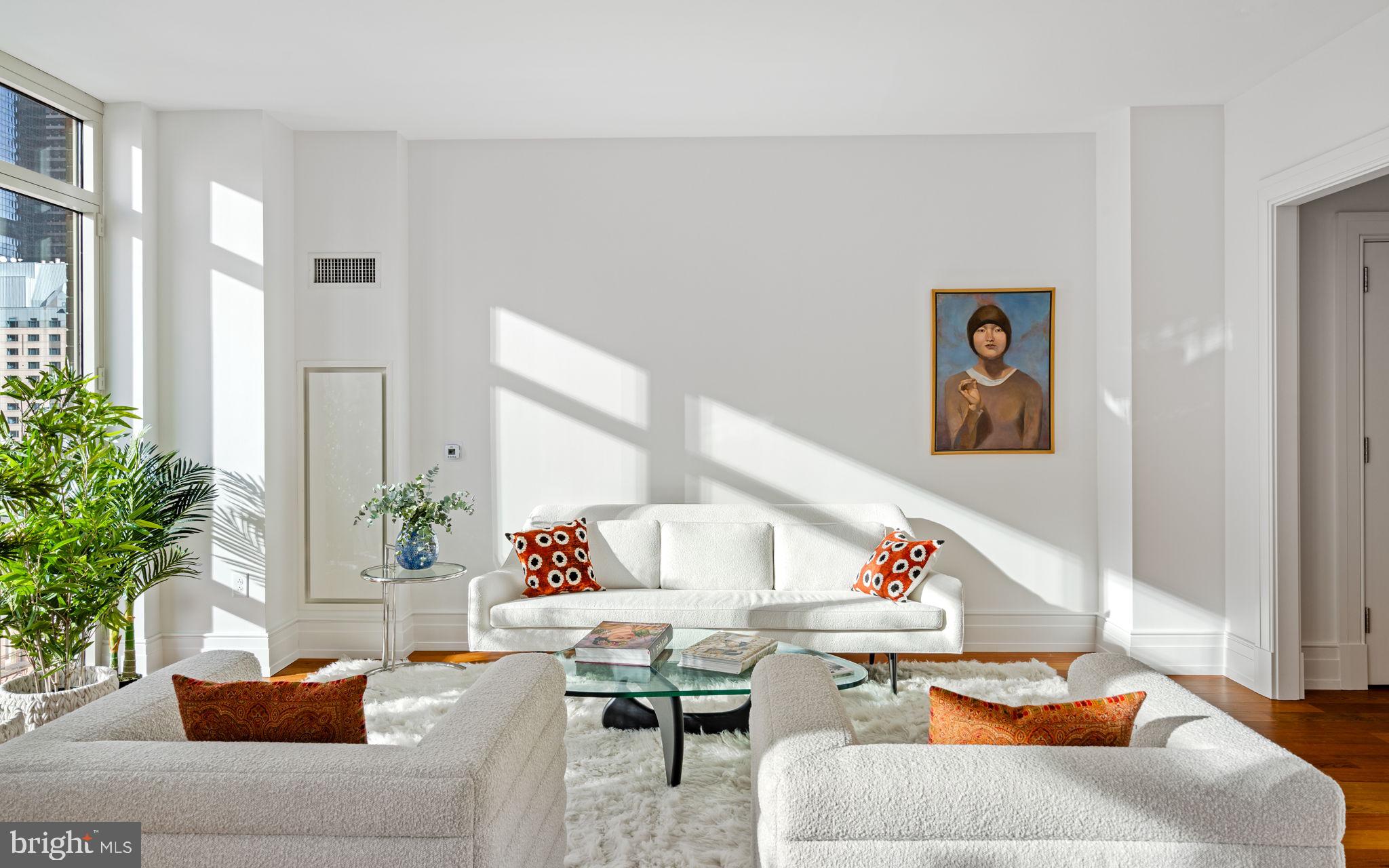 RITTENHOUSE SQUARE - Residential