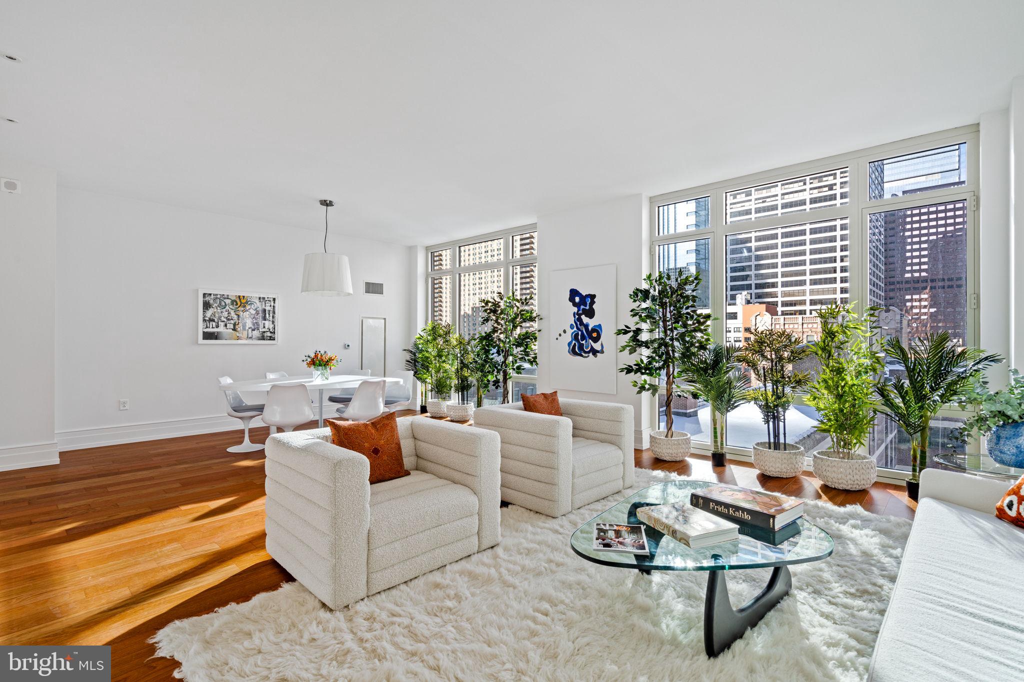 RITTENHOUSE SQUARE - Residential