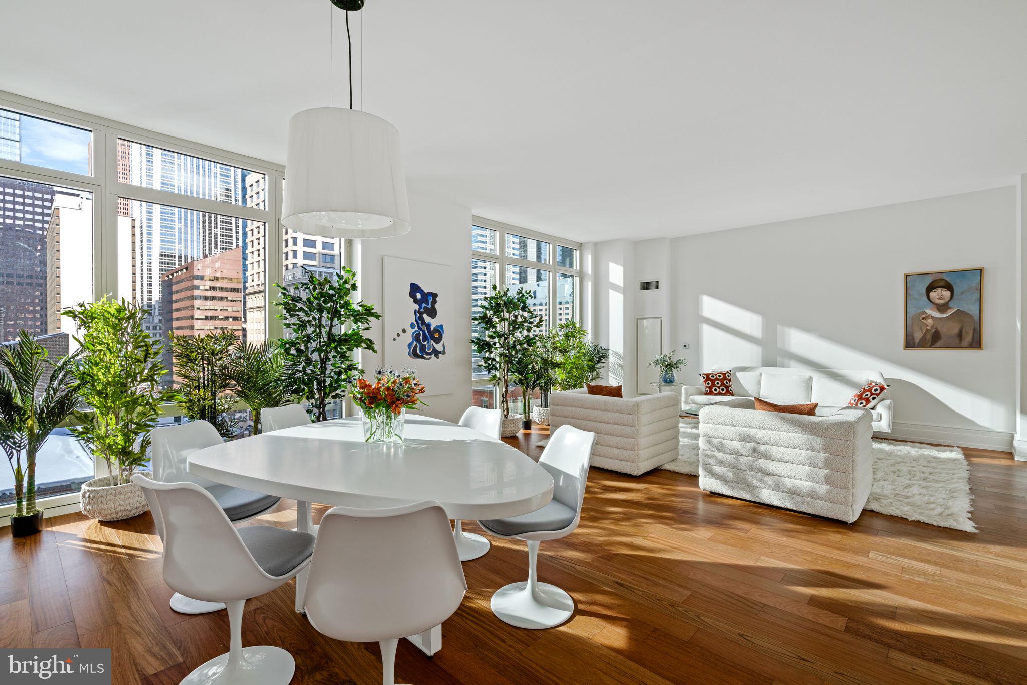 RITTENHOUSE SQUARE - Residential