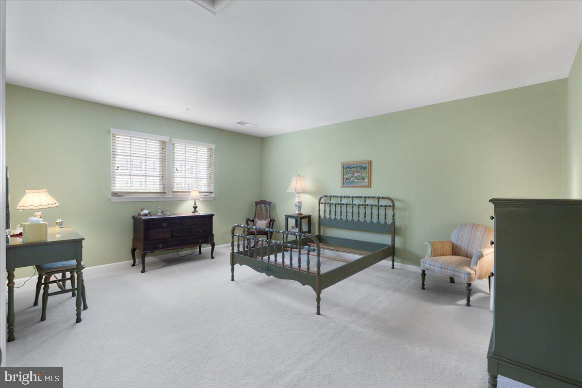 SUFFIELD MEADOWS - Residential