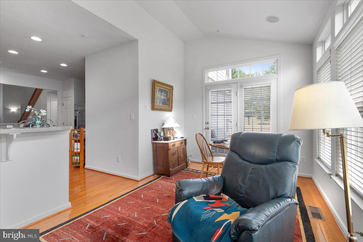 SUFFIELD MEADOWS - Residential