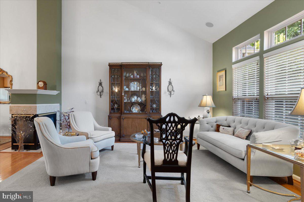 SUFFIELD MEADOWS - Residential