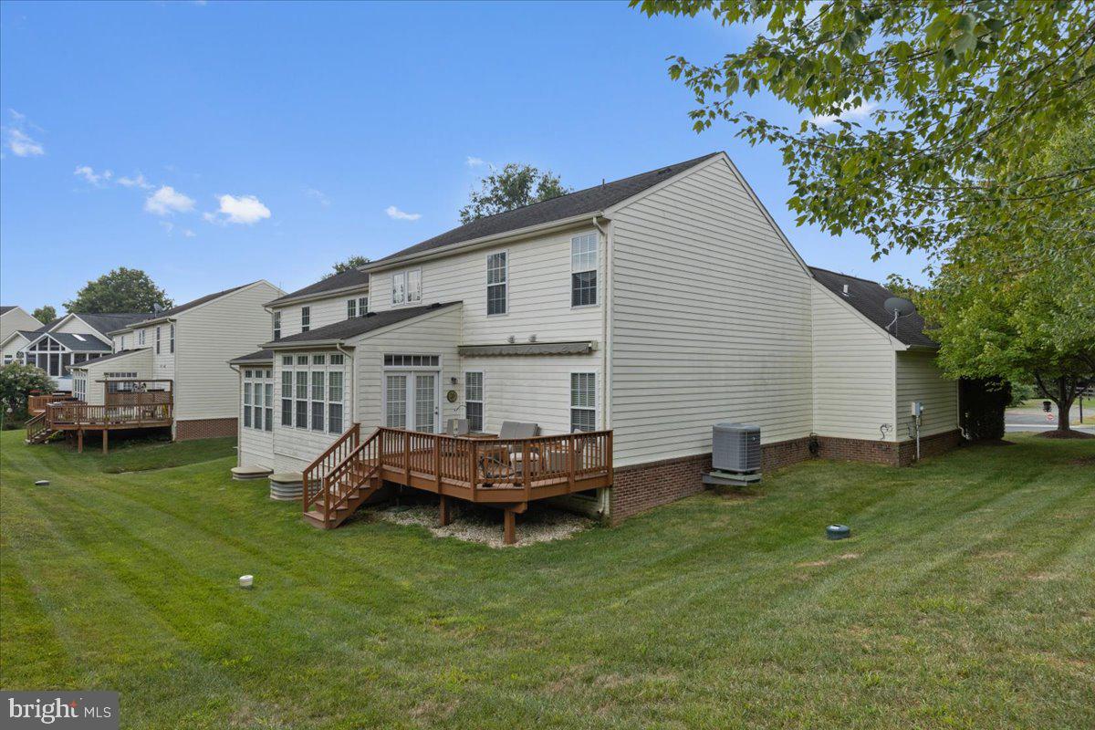 SUFFIELD MEADOWS - Residential