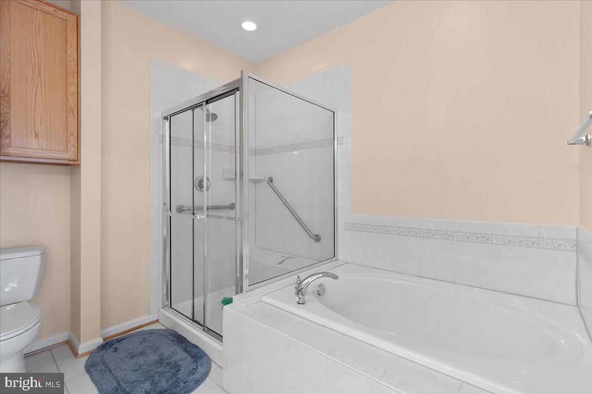 SUFFIELD MEADOWS - Residential