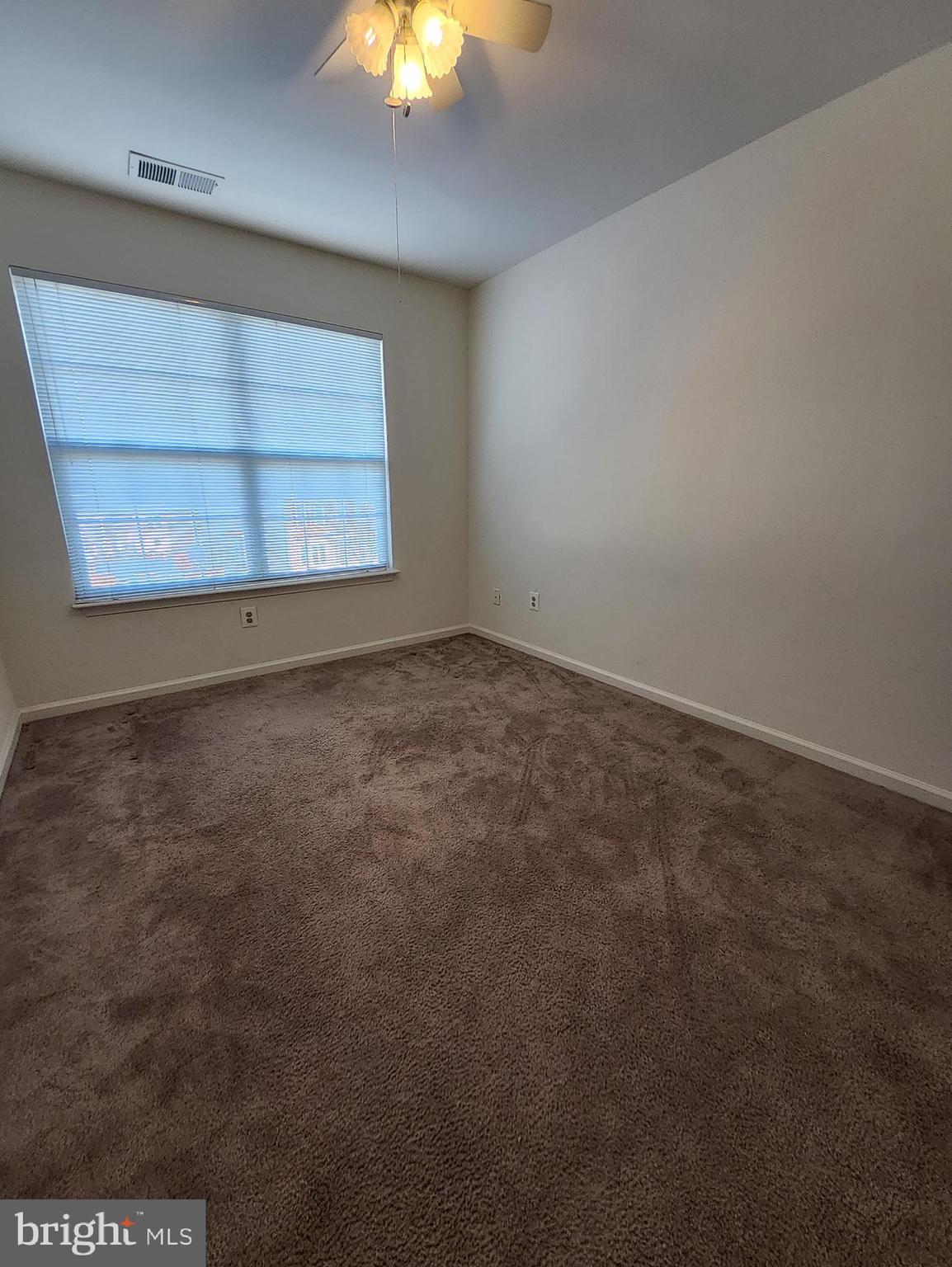 FOXBOROUGH - Residential Lease