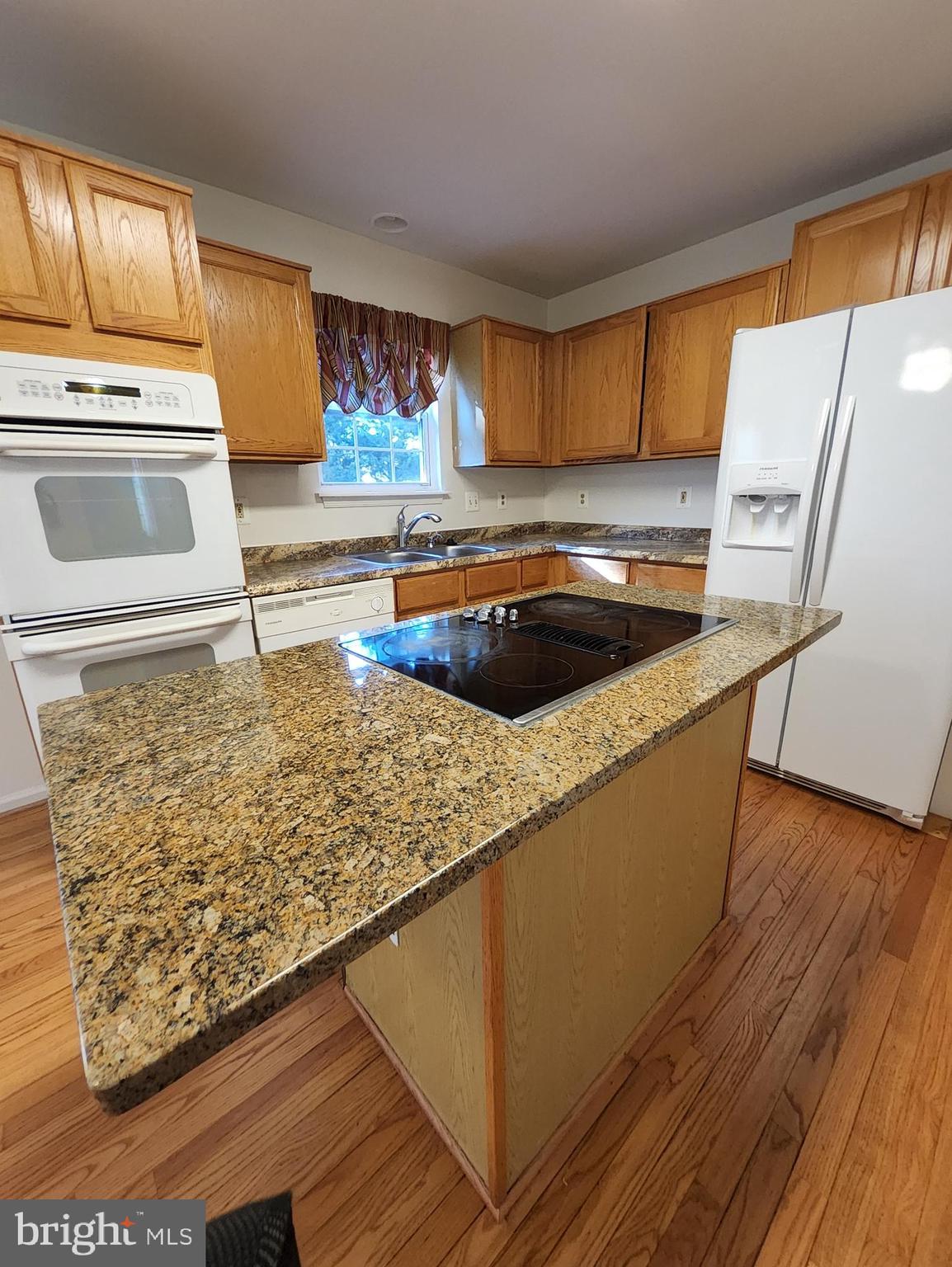 FOXBOROUGH - Residential Lease