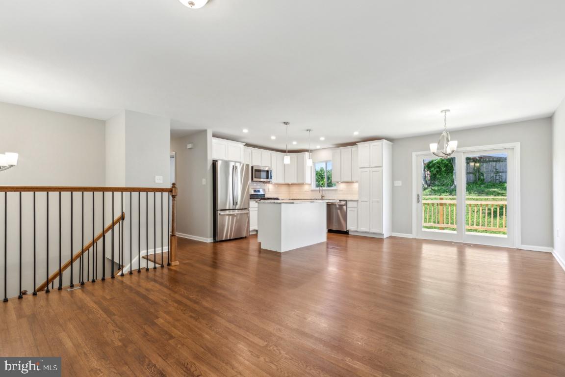3713 DEMING DRIVE