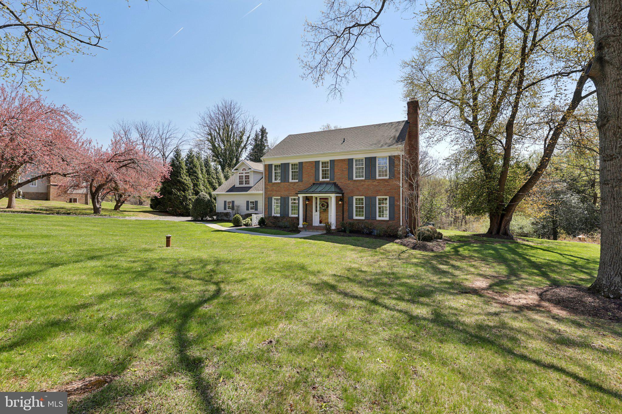 RAVENHURST - Residential