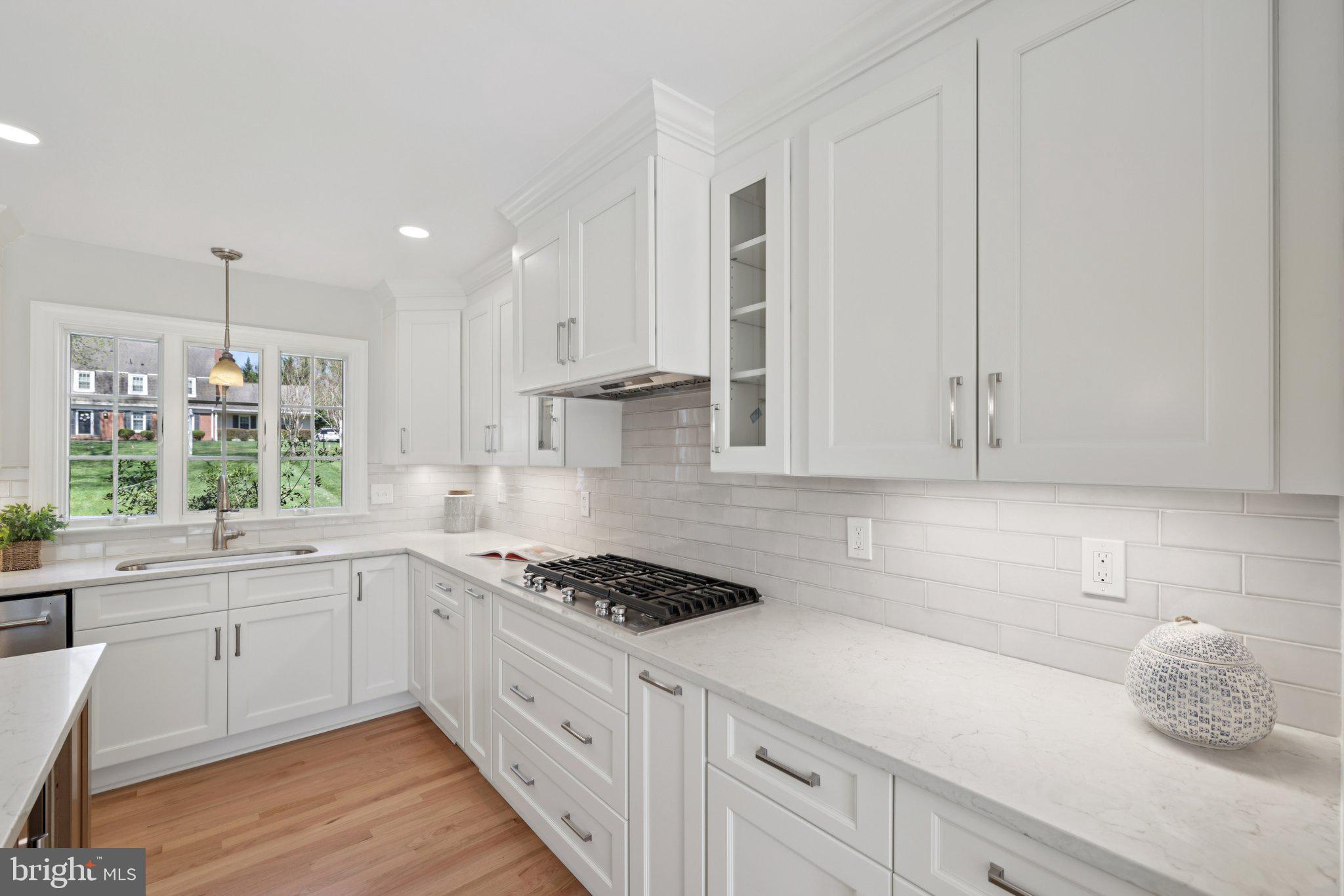 RAVENHURST - Residential