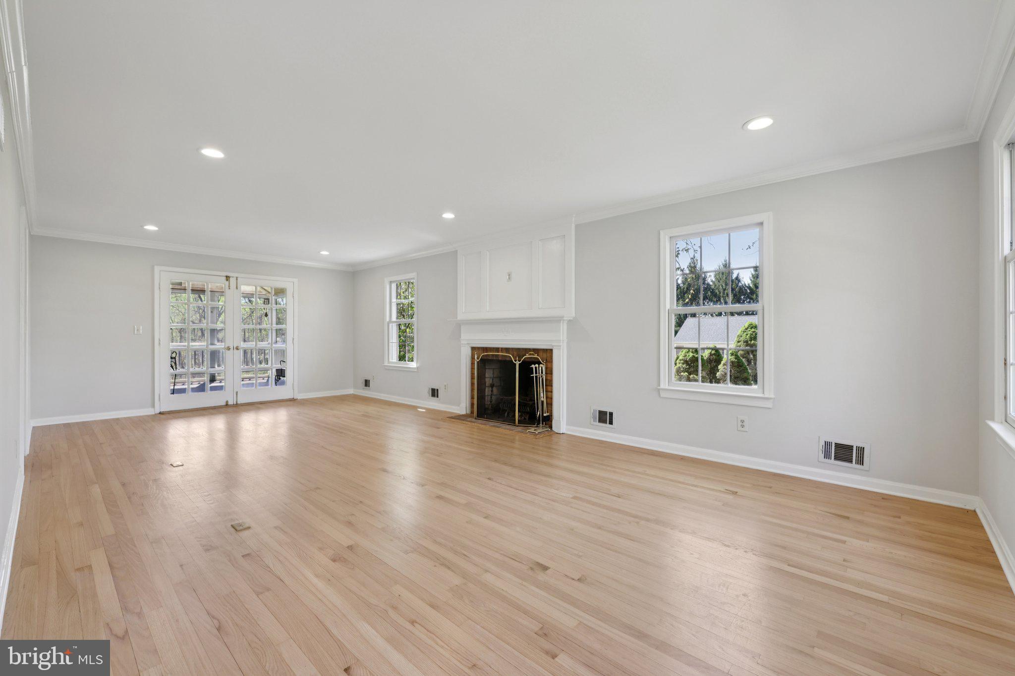 RAVENHURST - Residential