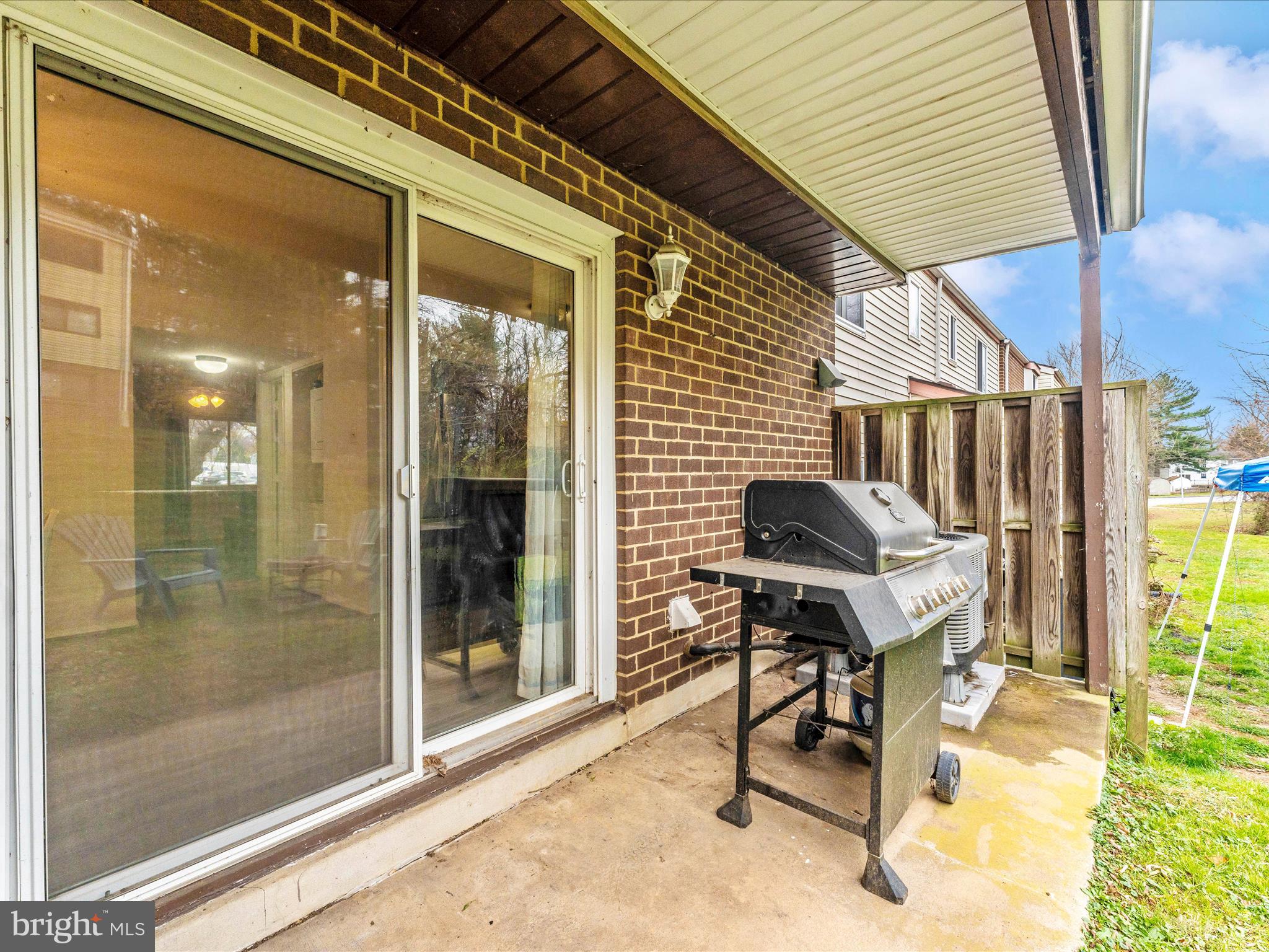 HAMPSTEAD VALLEY - Residential