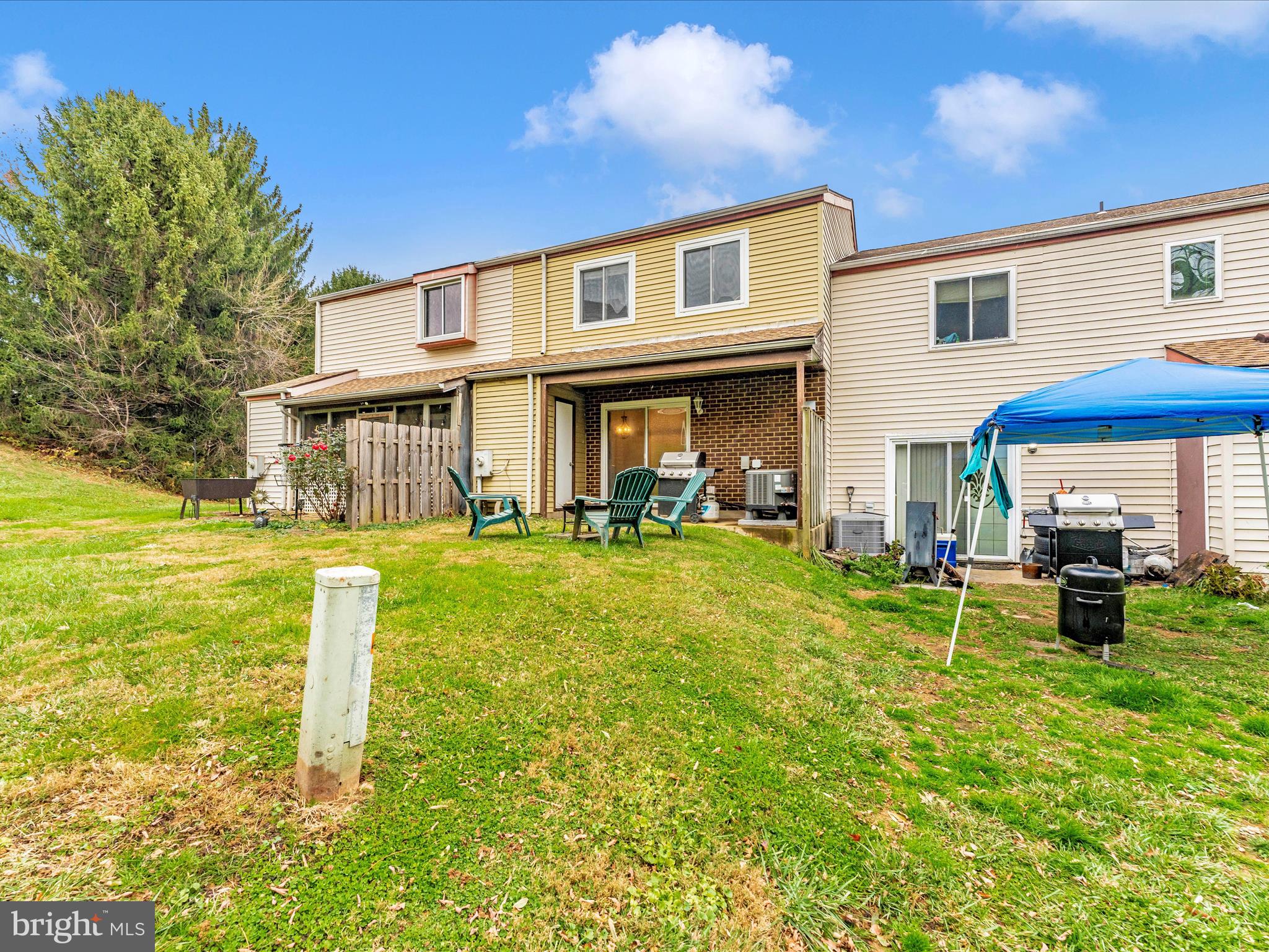 HAMPSTEAD VALLEY - Residential