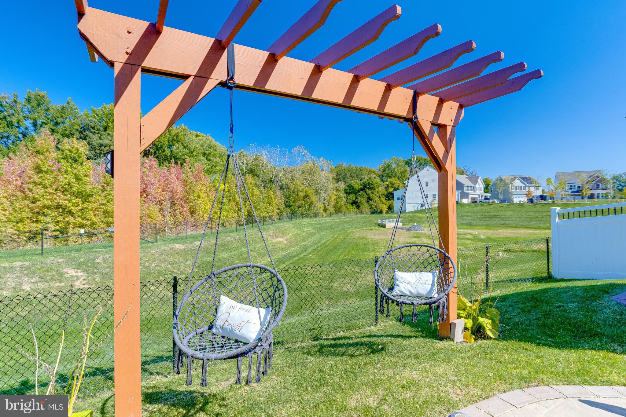 HAWKINS MANOR - Residential