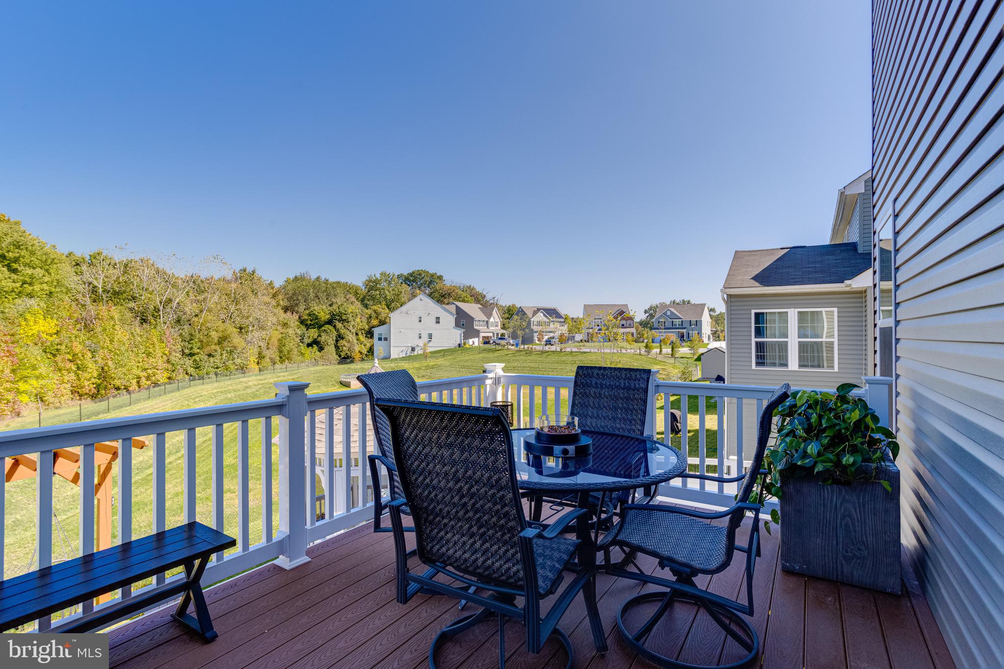 HAWKINS MANOR - Residential