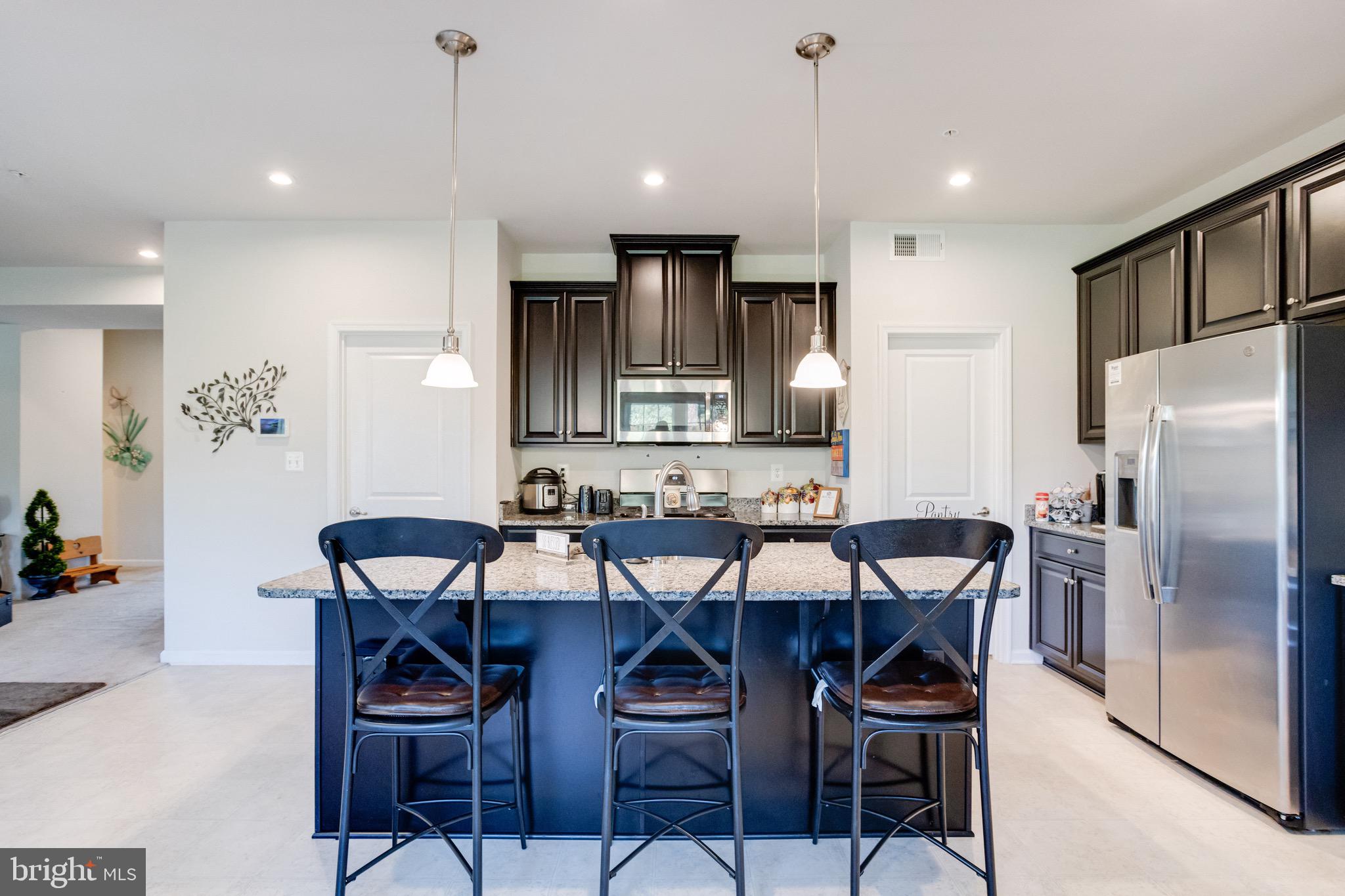 HAWKINS MANOR - Residential