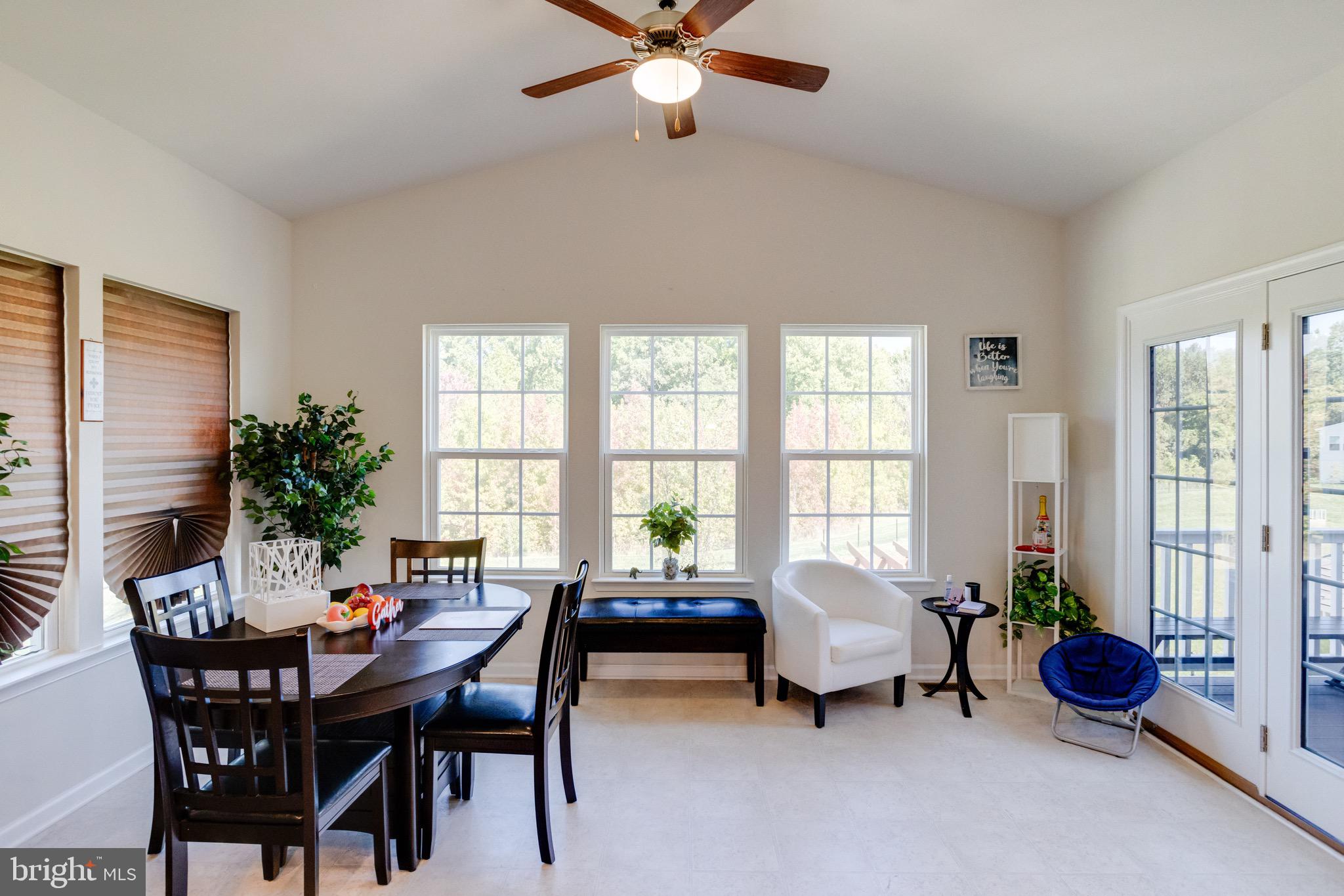 HAWKINS MANOR - Residential