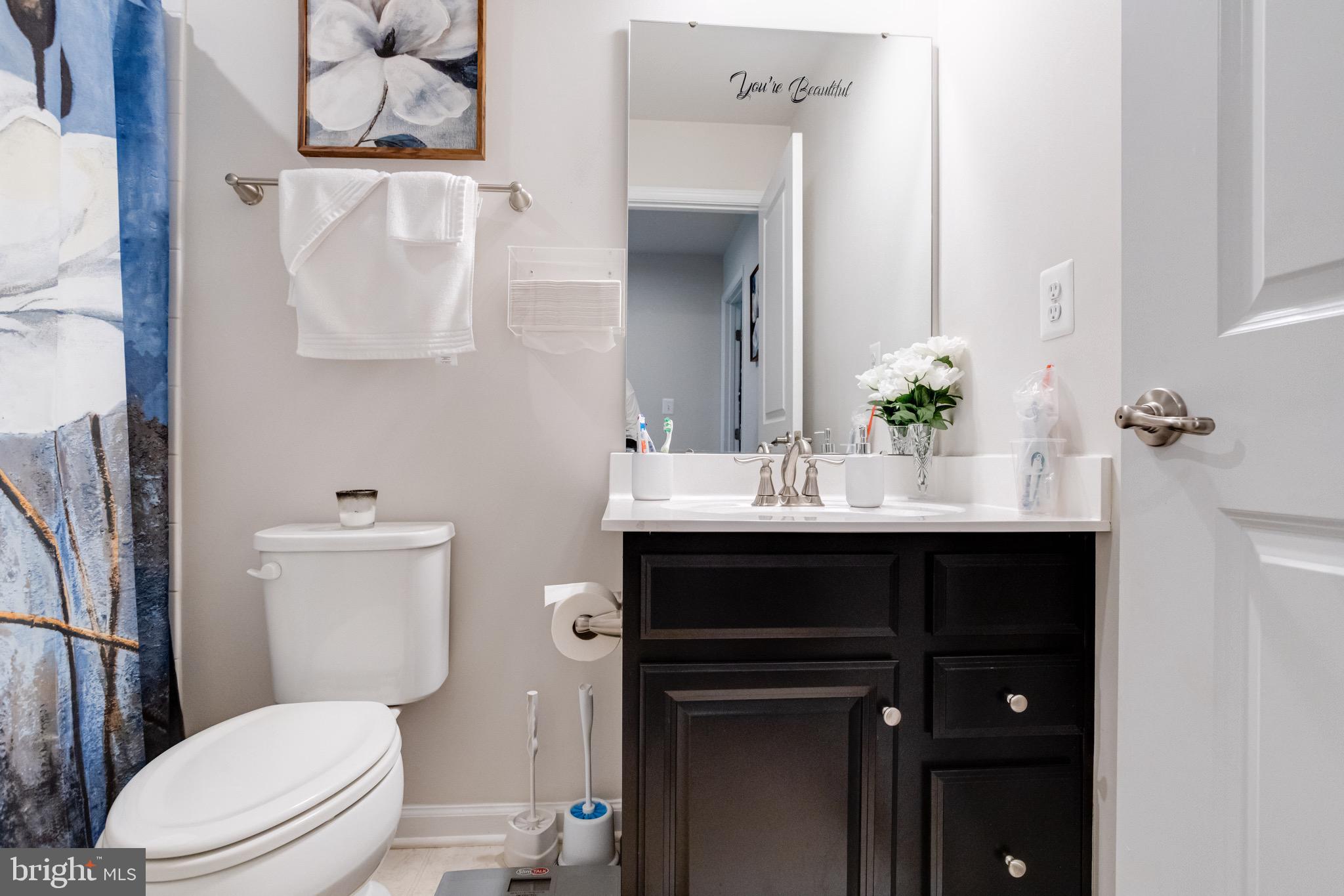 HAWKINS MANOR - Residential