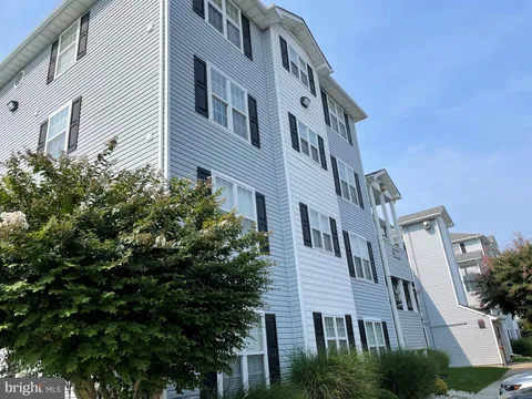 3600 Sanibel Circle Unit 3608, Rehoboth Beach, DE MLS: DESU2084146