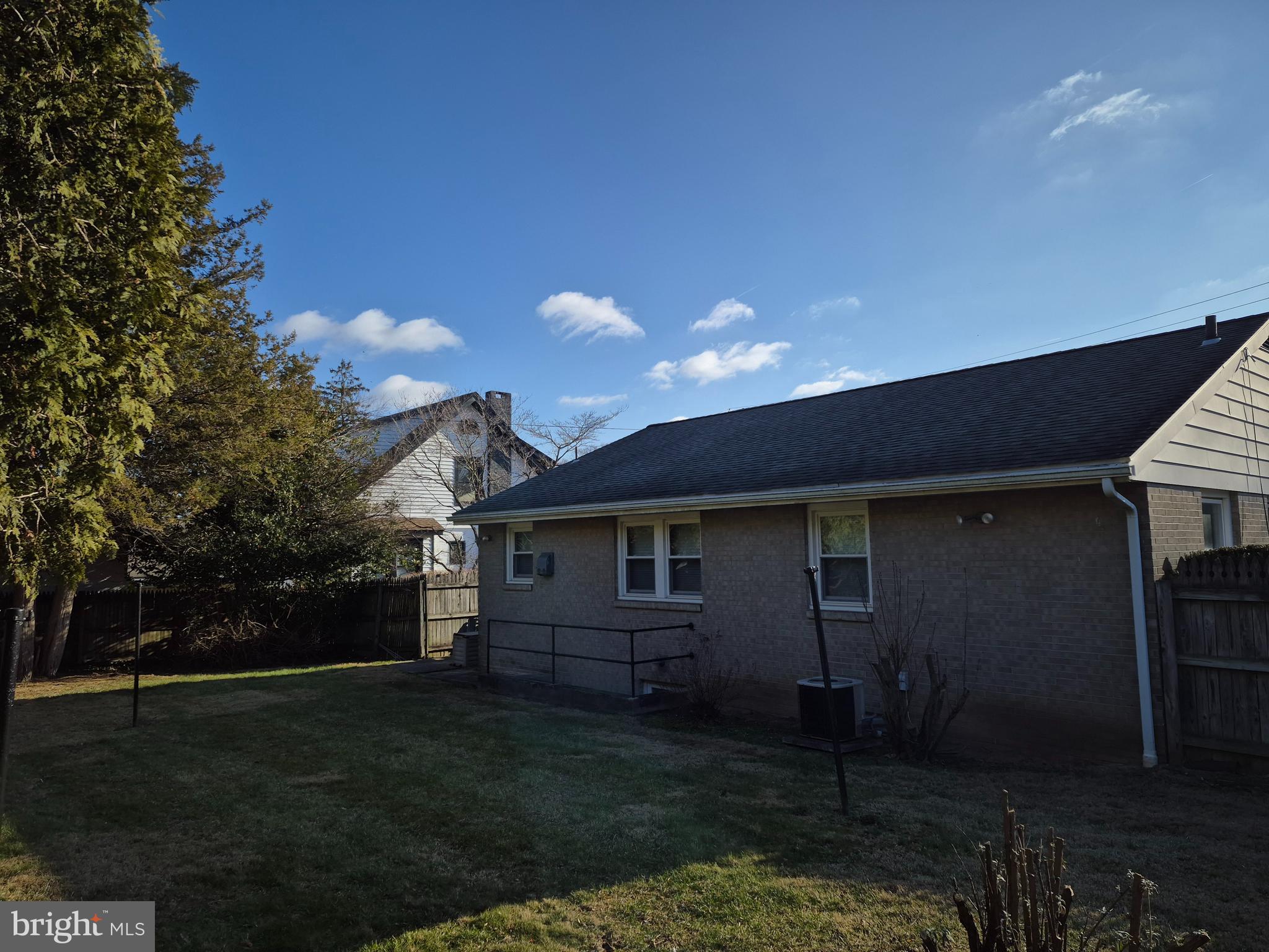 PENNSIDE - Residential