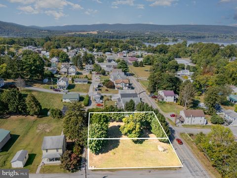 Vacant Land For Sale - 520 E Center Street<br/> MILLERSBURG, PA 17061