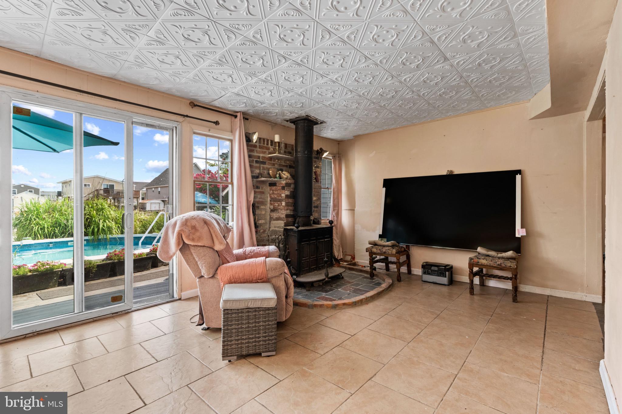 109 E MOHAWK DRIVE