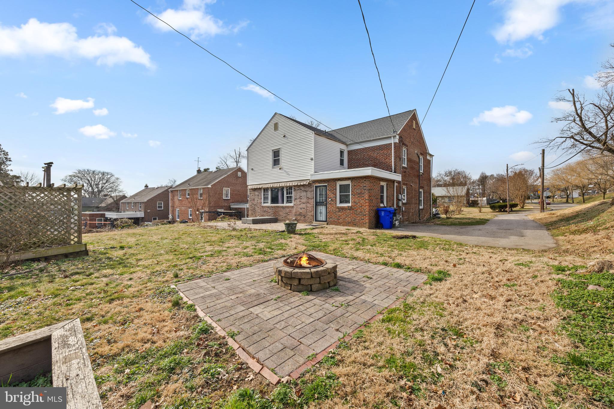 OAK LANE MANOR - Residential