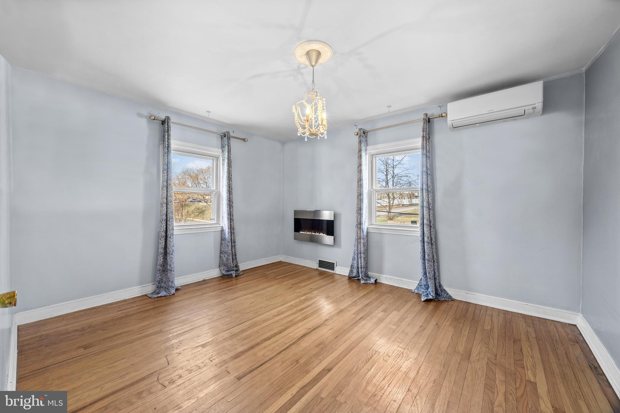 OAK LANE MANOR - Residential