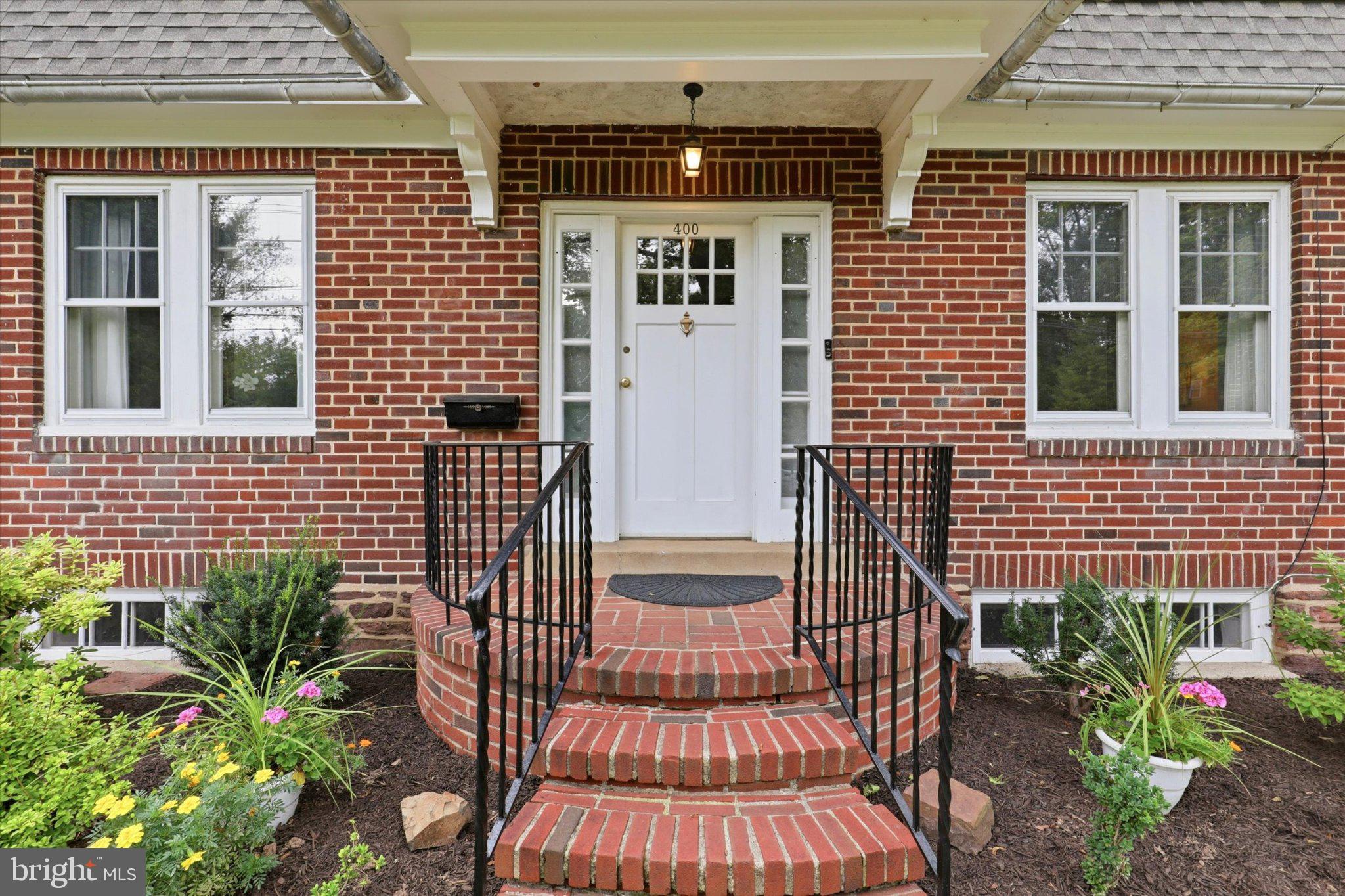 440 E PROSPECT AVENUE