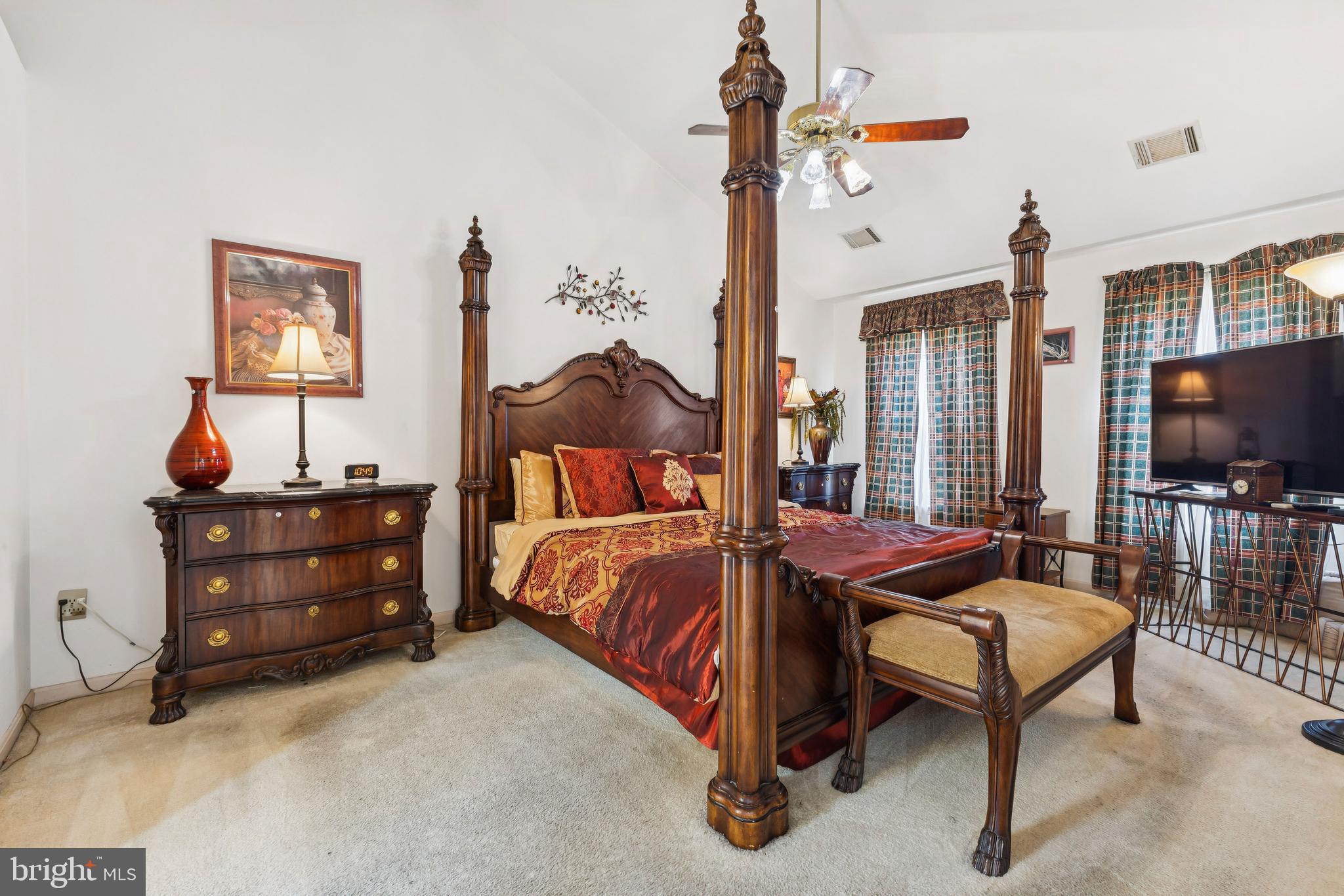 SOUTH BRIDGE - Residential