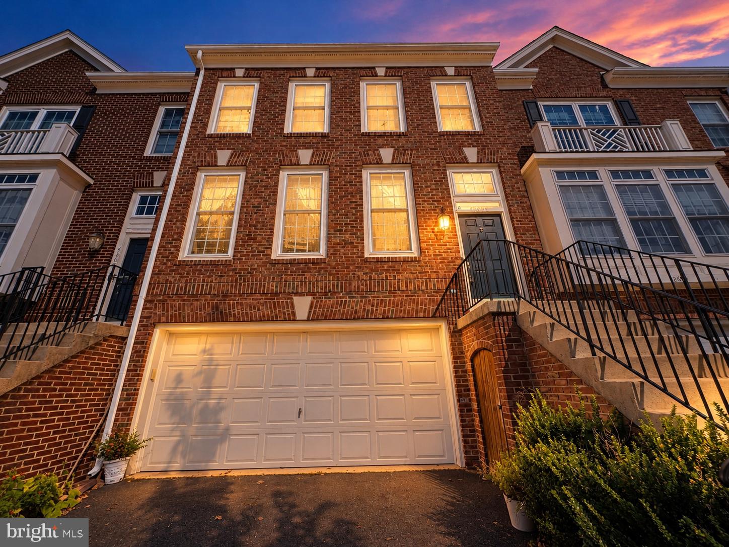 42688 ROLLING ROCK SQUARE