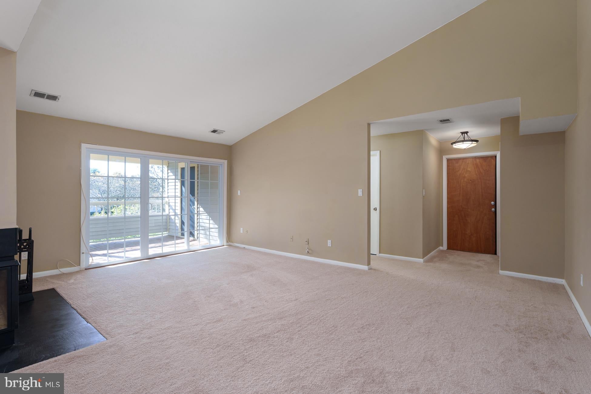 110 LOWELL COURT 12