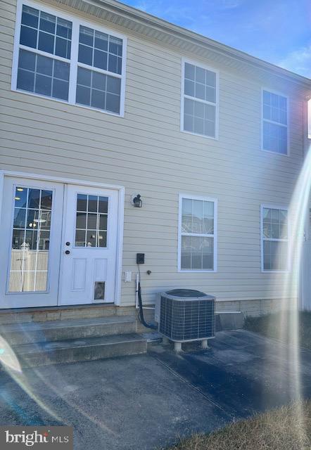 BRIAR RUN - Residential Lease